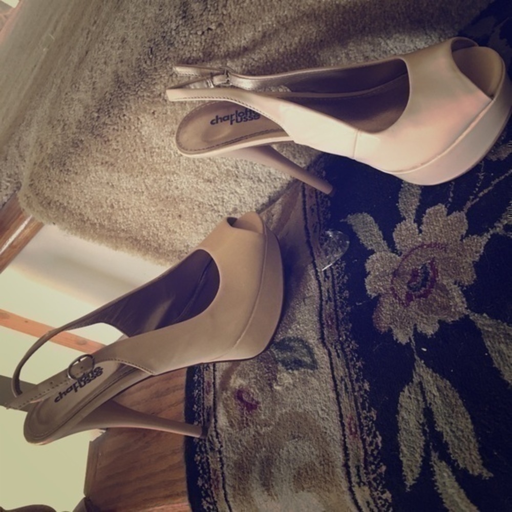 Nude pumps - Picture 4 of 4